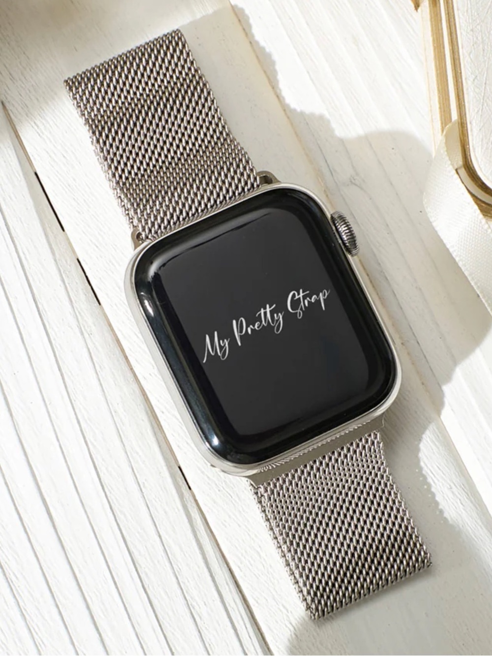Stainless Steel Apple Watch Strap in metallic Starlight